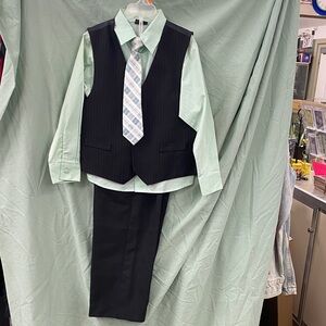 Holiday Edition4 pcs set: Mint Green Shirt w/ Black Vest and Pants Set 7T